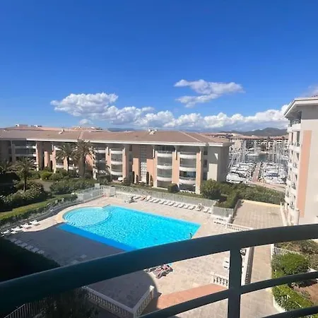 Апартаменты Hb Aan Zee