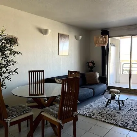 Hb Aan Zee Апартаменты *