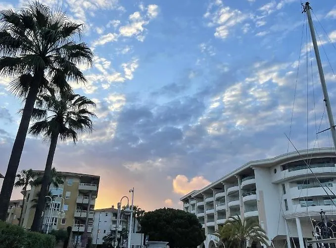 Hb Aan Zee Διαμέρισμα *