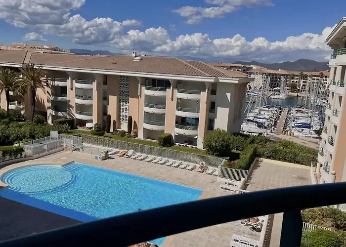 Hb Aan Zee * Fréjus